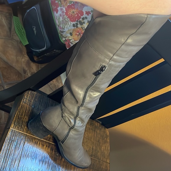 LUX LEATHER 👢 Charcoal Gray Italian Knee High Boots European Size 39 - Picture 4 of 5